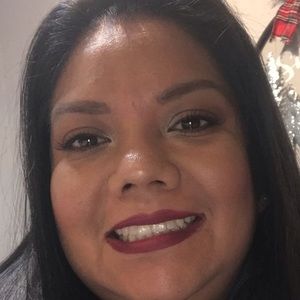 Meet your Posher, Claudia